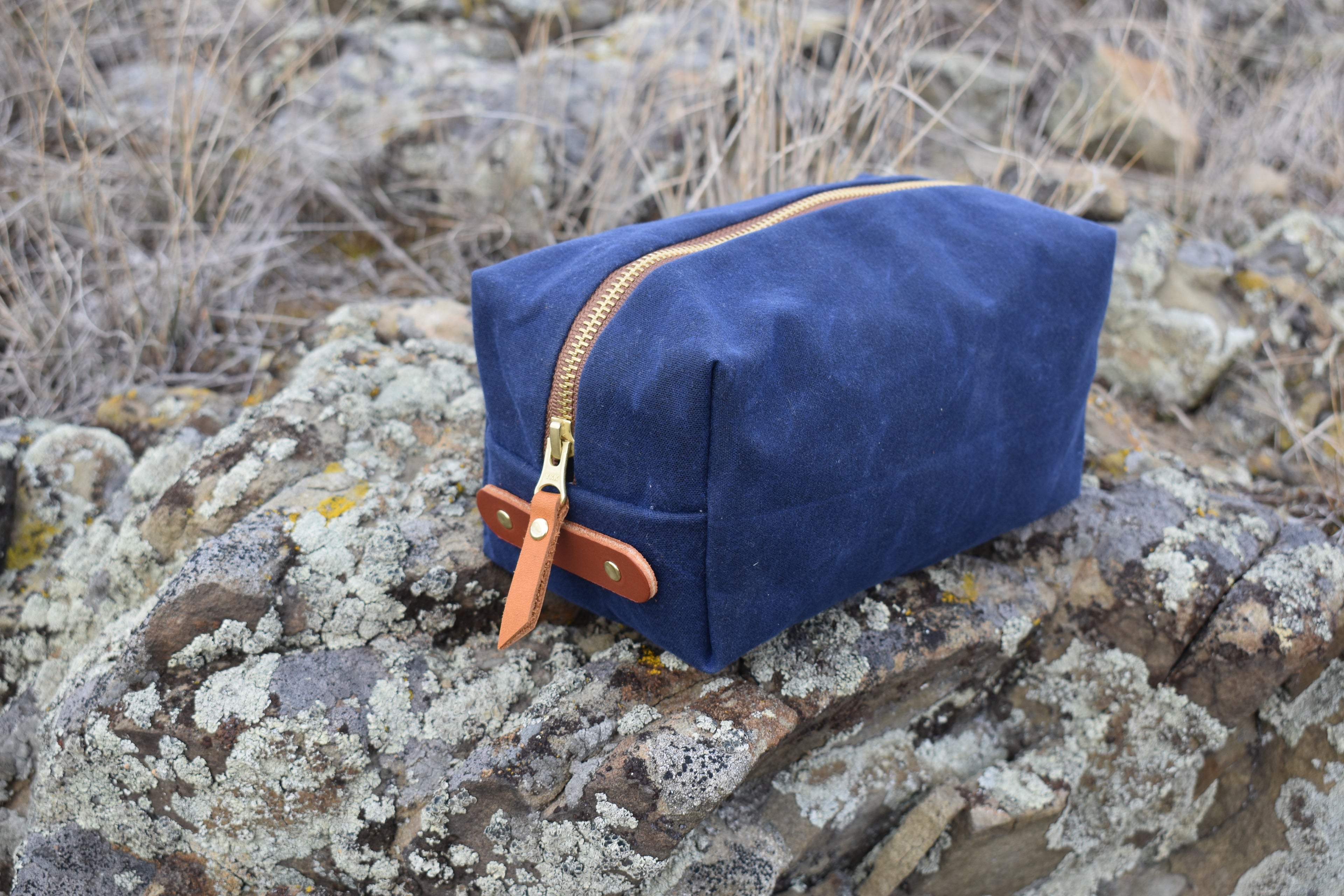 The Yarrow Pouch