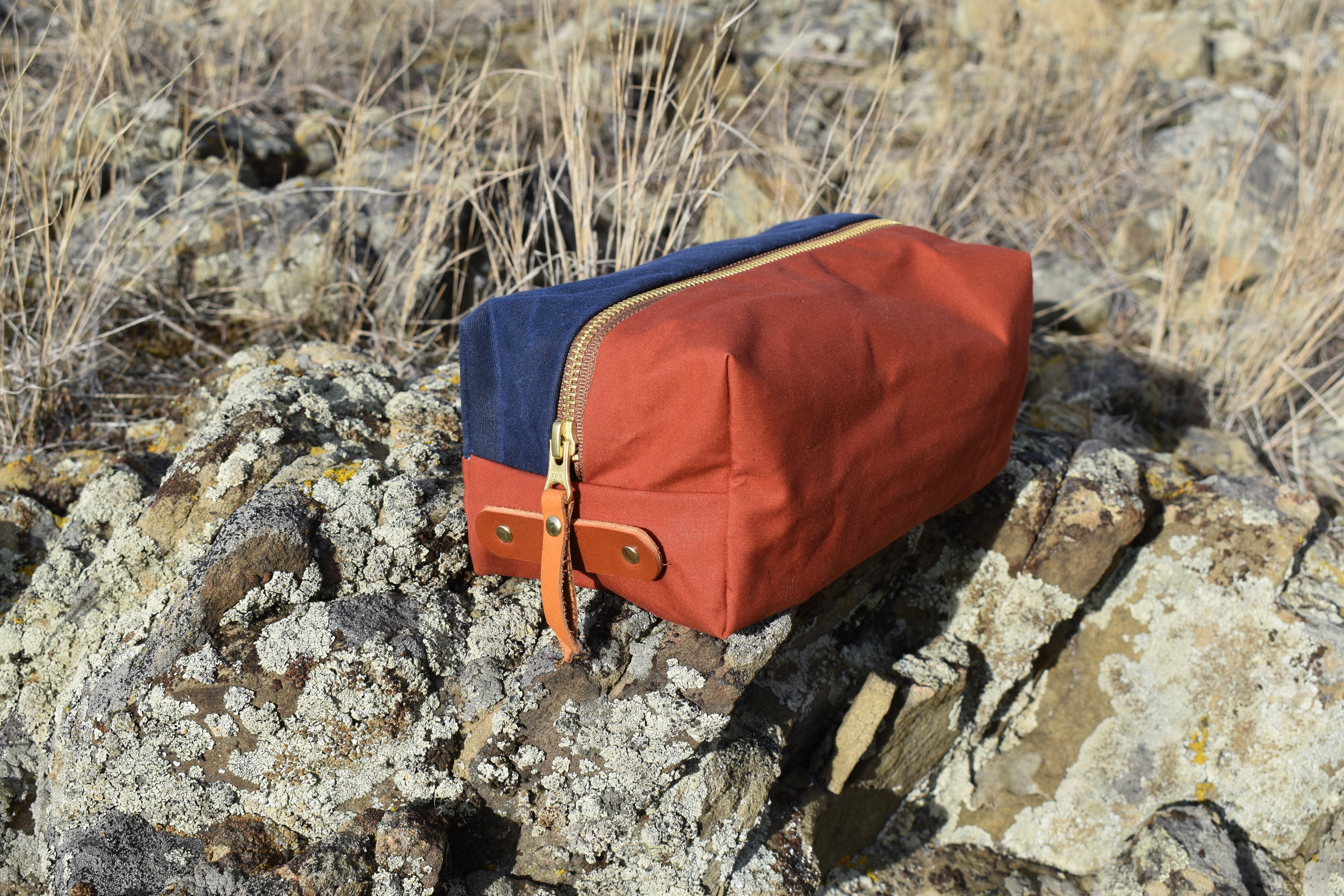 The Yarrow Pouch